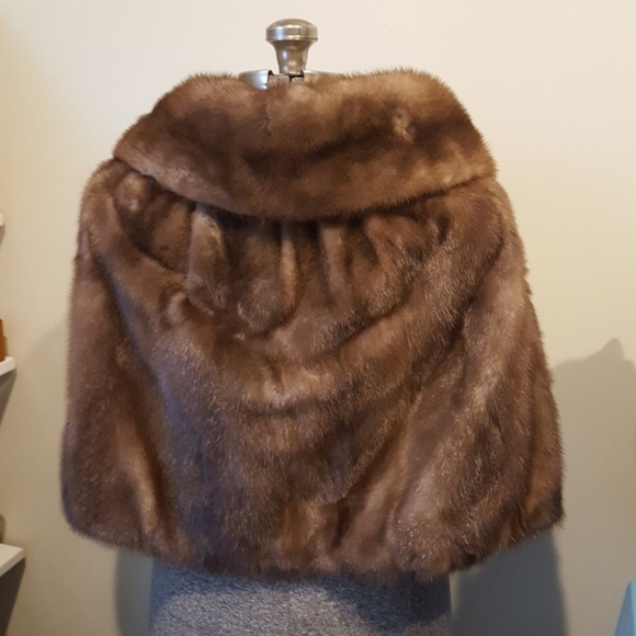 Mink Fur Shaw - Picture 2 of 3